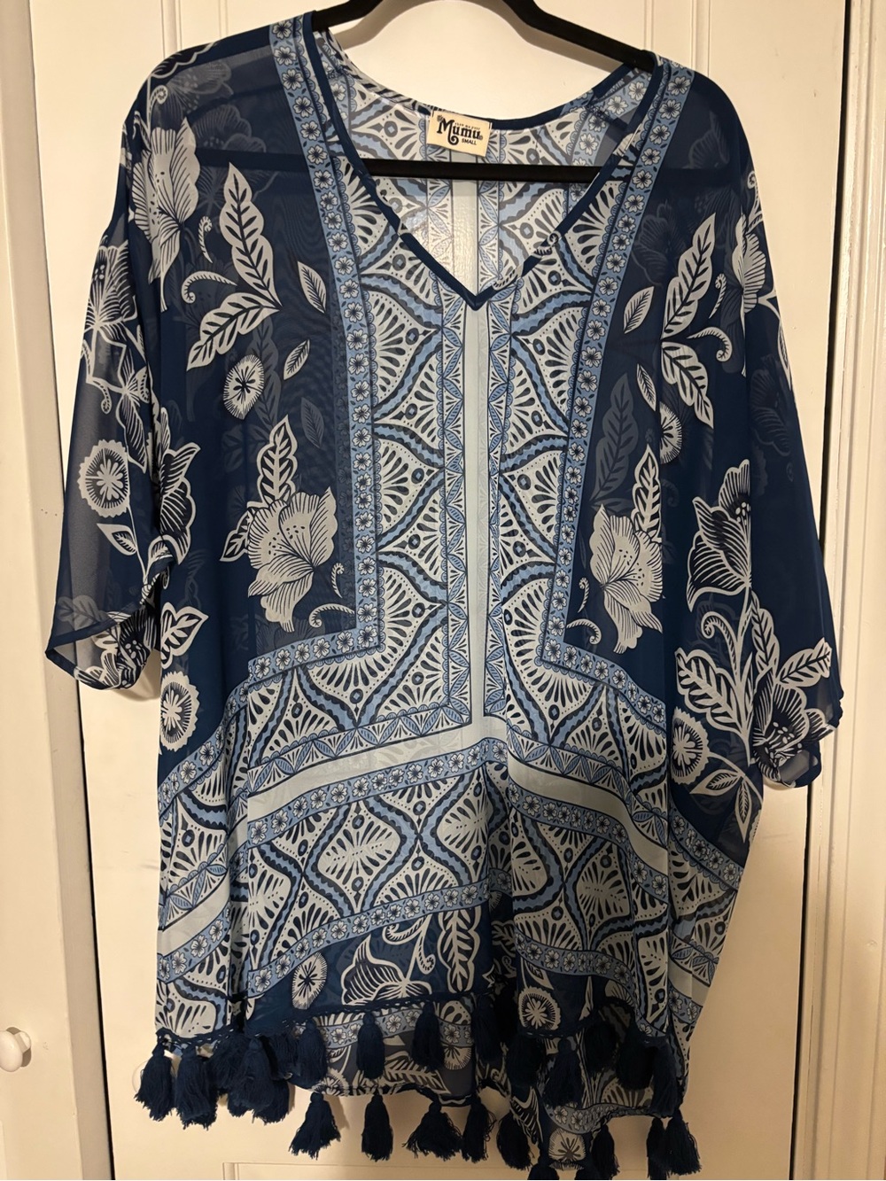 Show Me Your MuMu Blue and White Printed Kimono Top